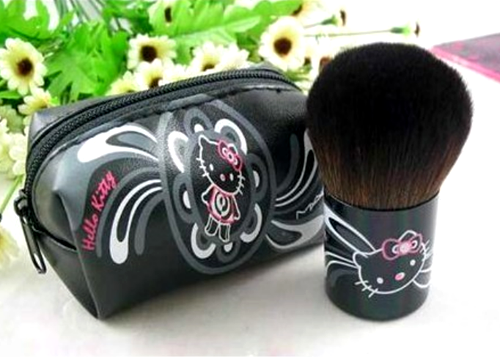 Hello Kitty Kabuki + Bolsinha